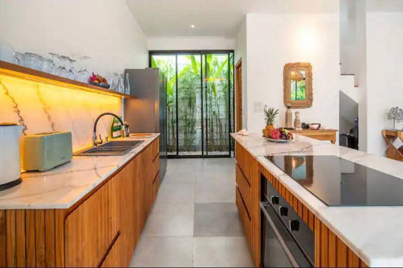 Villa 4 Bed In Berawa PO-3930