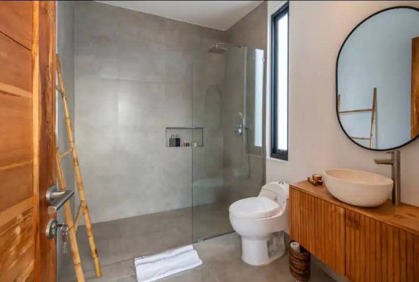 Villa 4 Bed In Berawa PO-3930