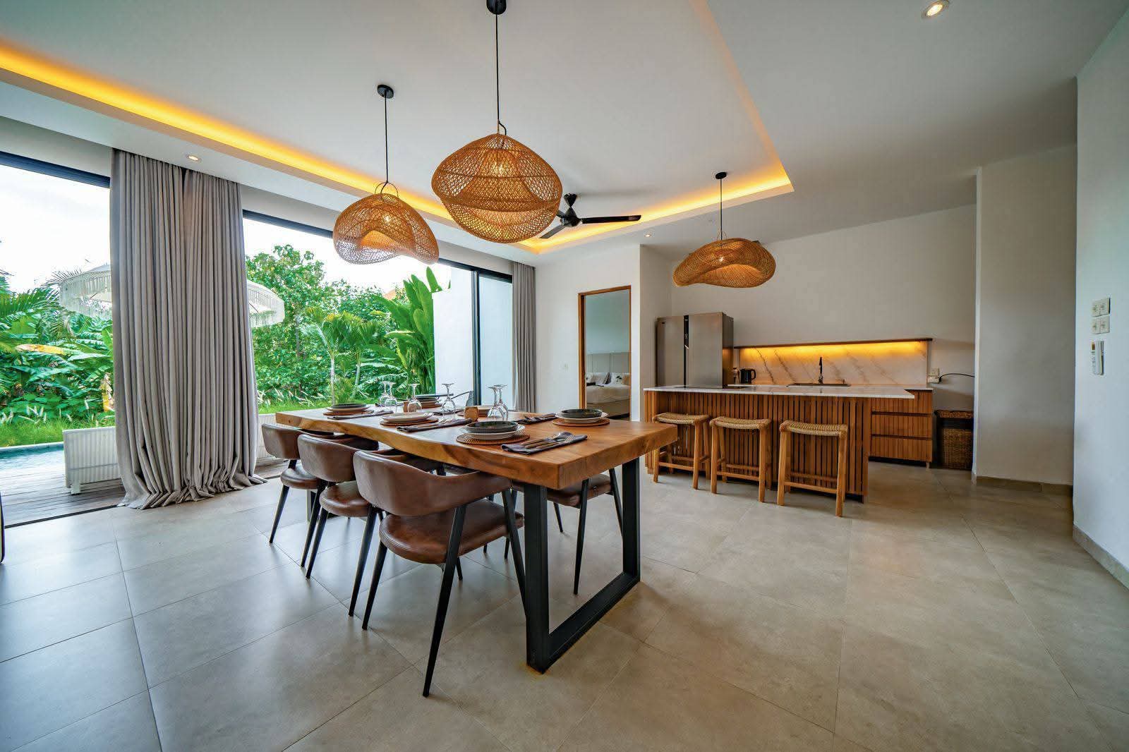 Villa 4 Bed In Berawa PO-3930
