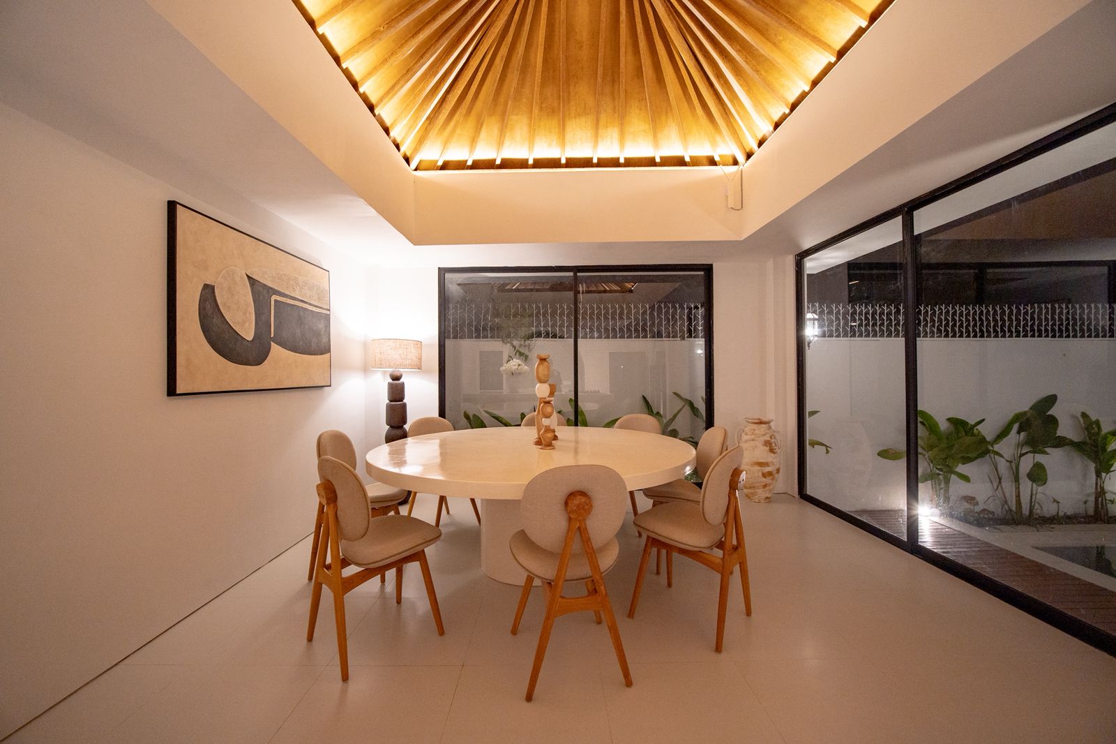 Villa 4 Bed In Berawa EK-4154