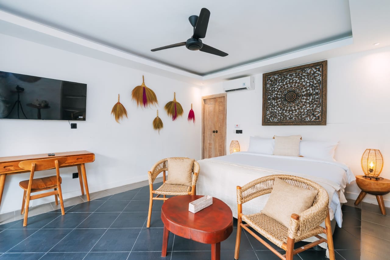 Villa 4 Bed In Canggu EK-4204