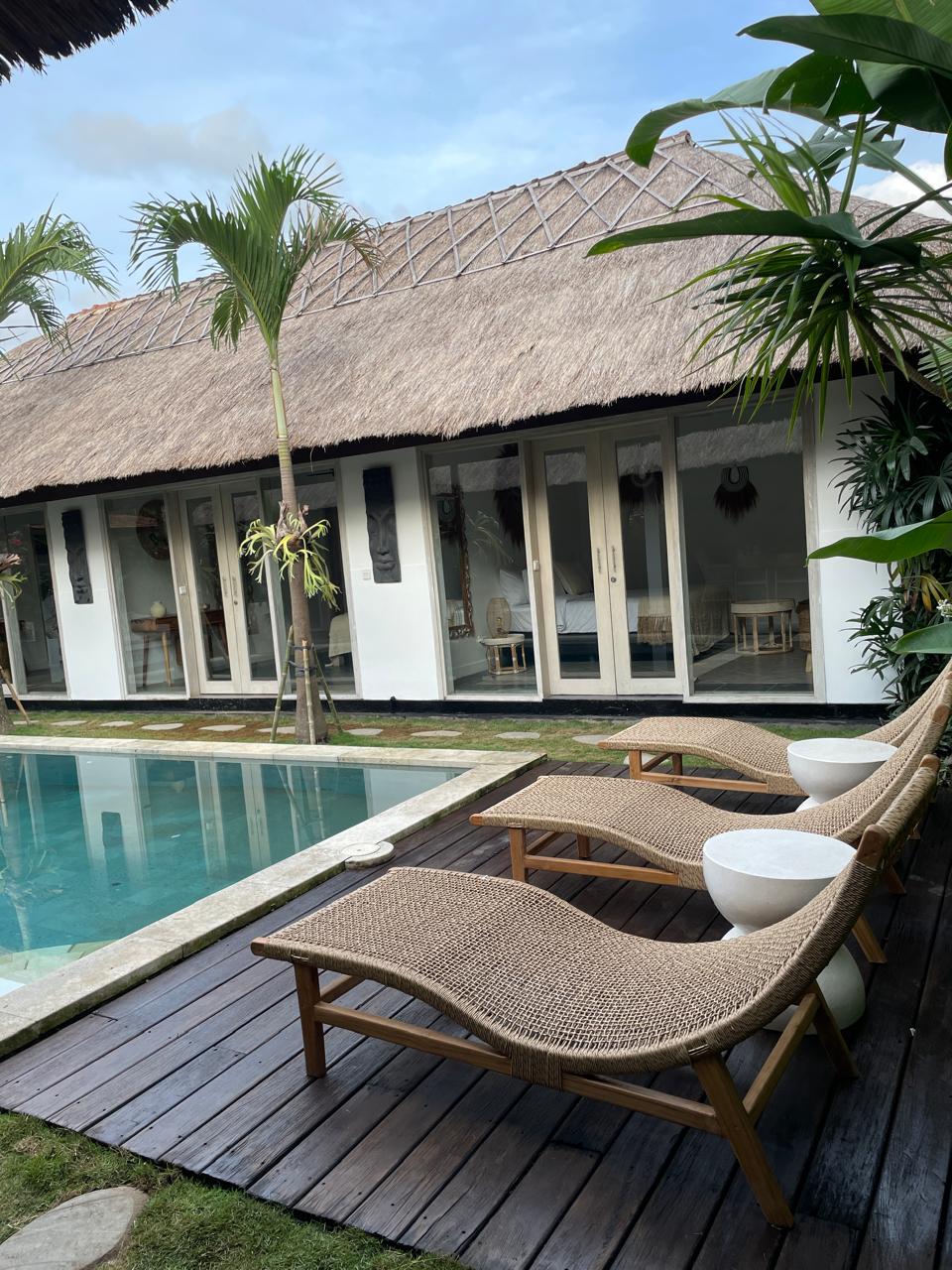 Villa 4 Bed In Canggu EK-4204