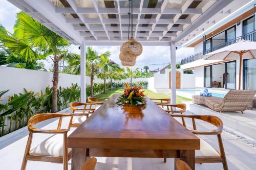 Villa canggu Bali EK-4236