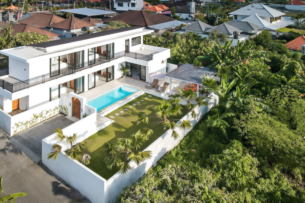Villa canggu Bali EK-4236