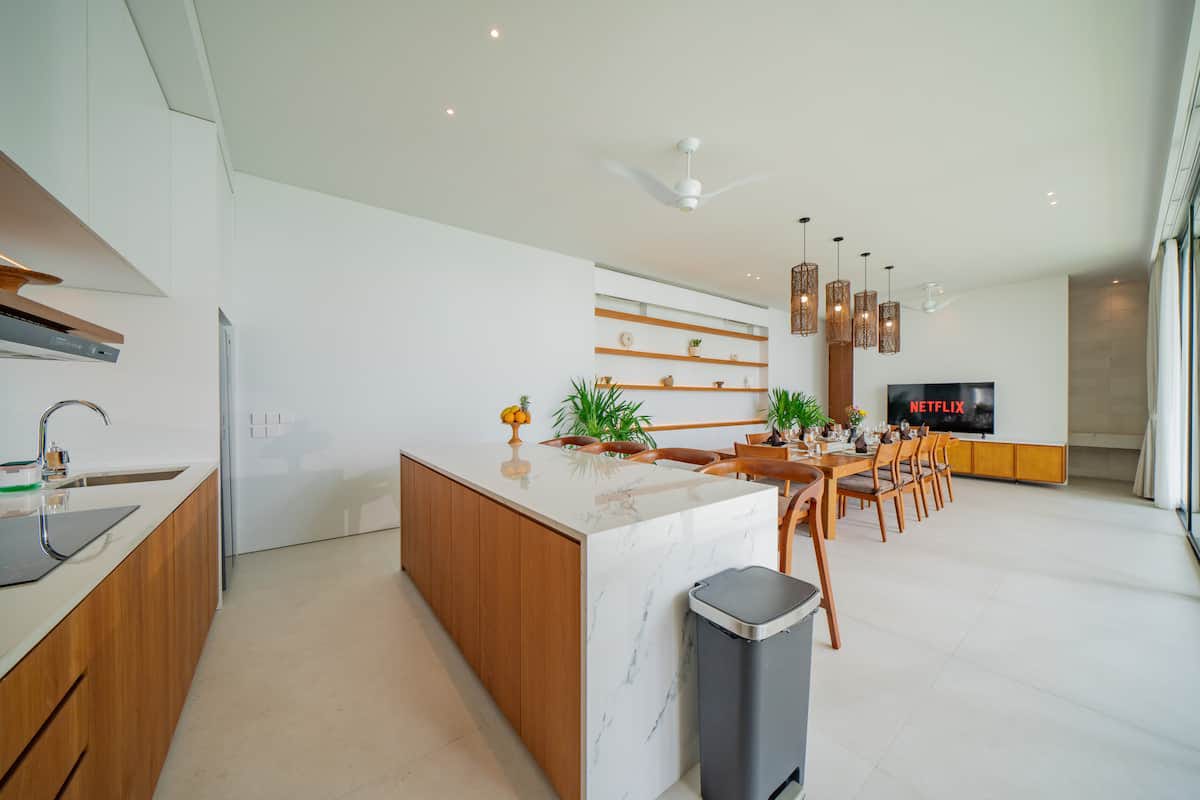 Villa 4 Bed In Pererenan PO-4103