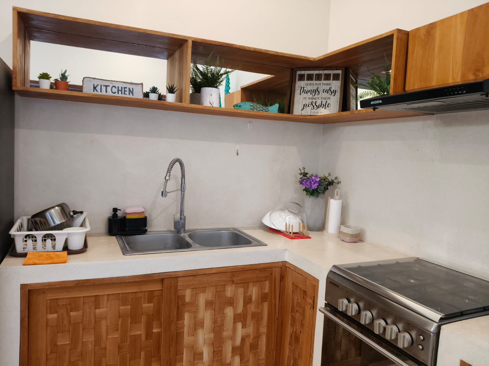 Villa 3 Bed Pererena PU-3247