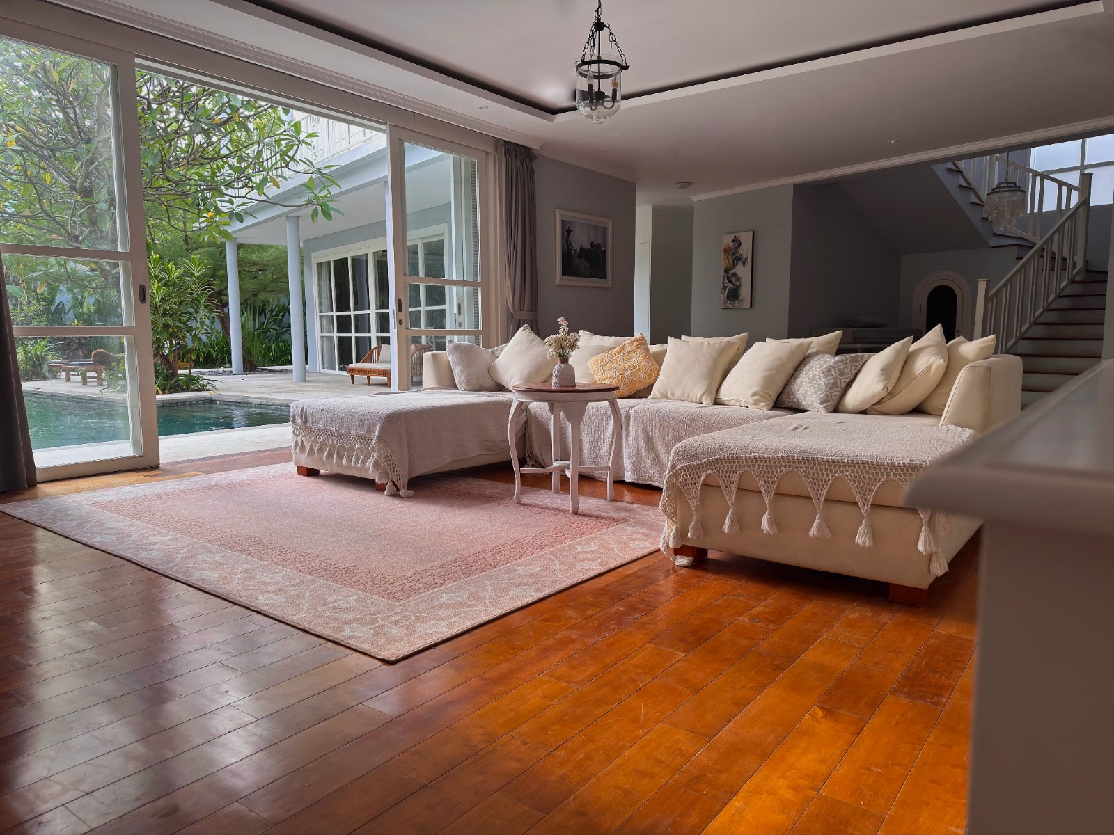 Villa  4 Bed In Berawa, DM-4277
