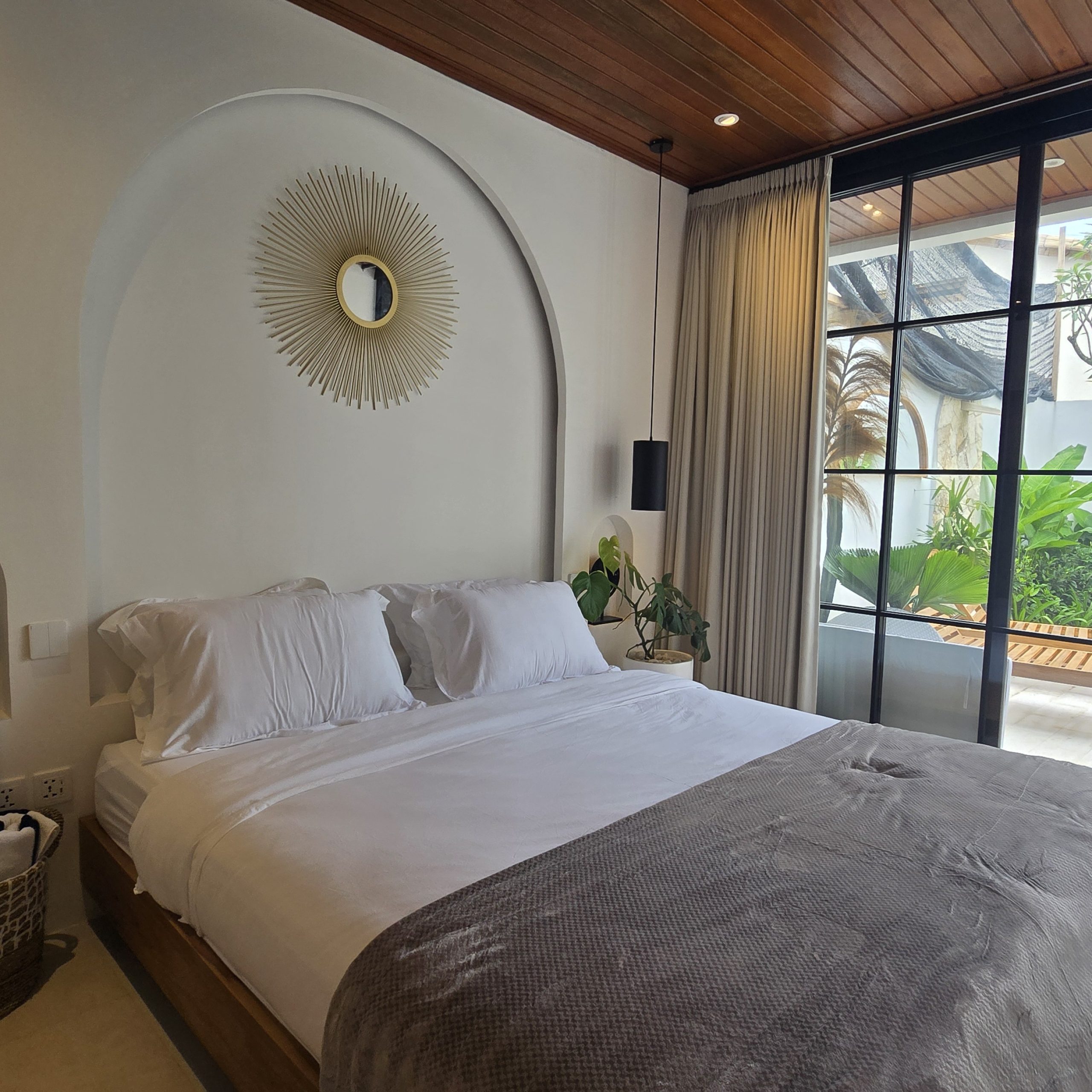 Villa  3 Bed In Pererenan, Bali EK-3748