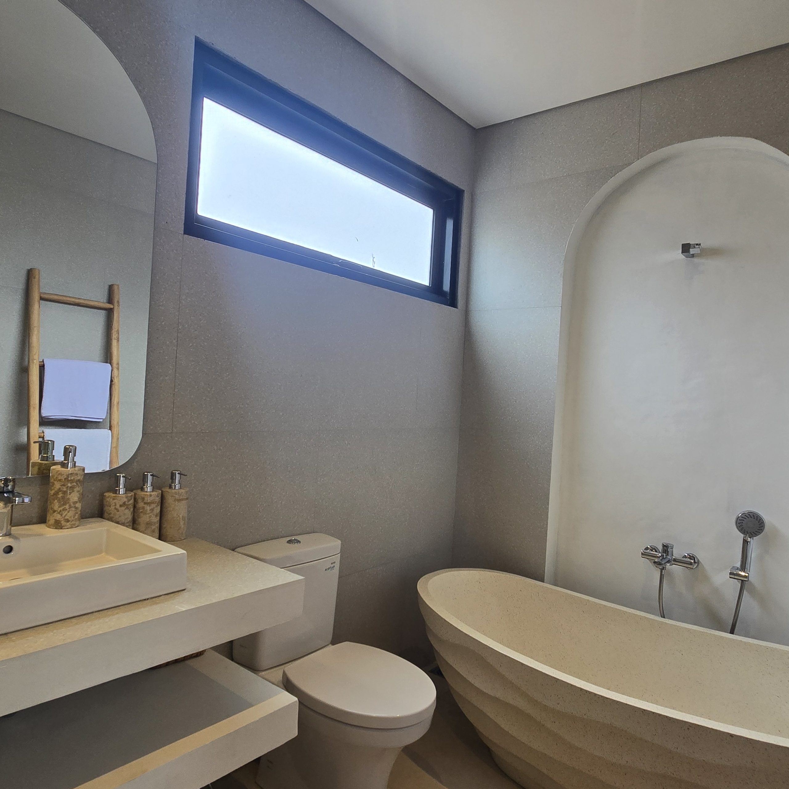 Villa  3 Bed In Pererenan, Bali EK-3748