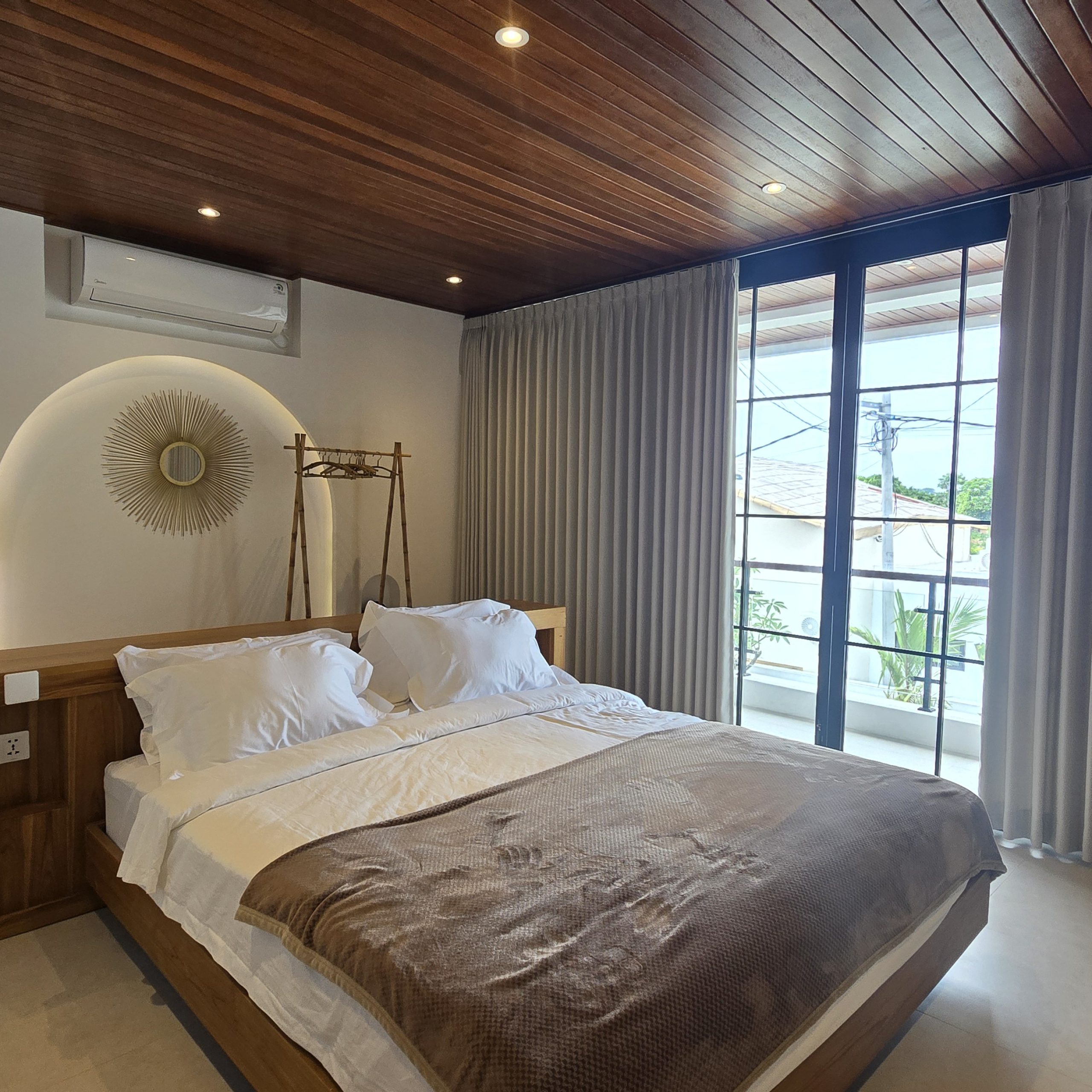 Villa  3 Bed In Pererenan, Bali EK-3748