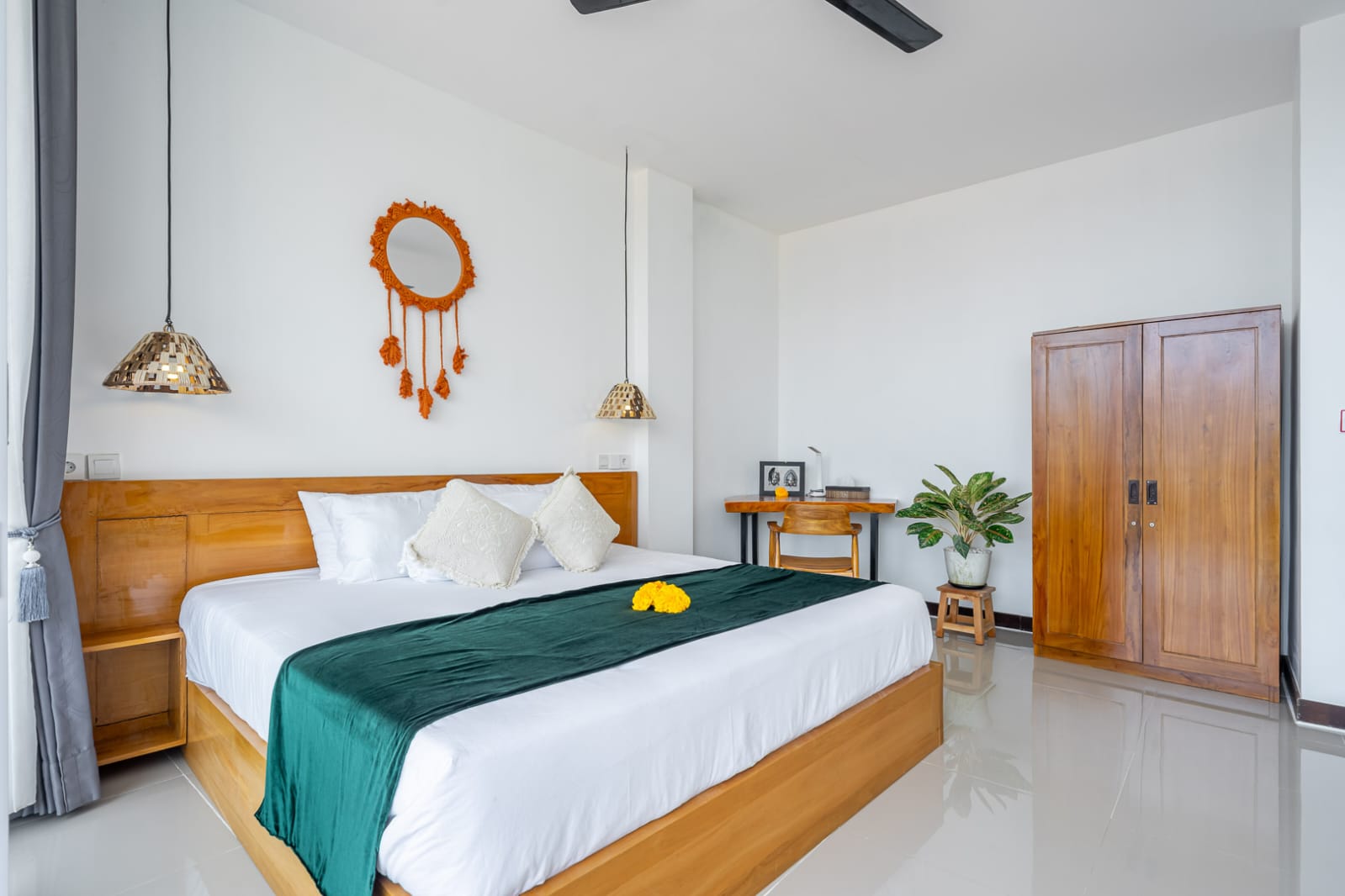 Villa 2 Bed EK-3457