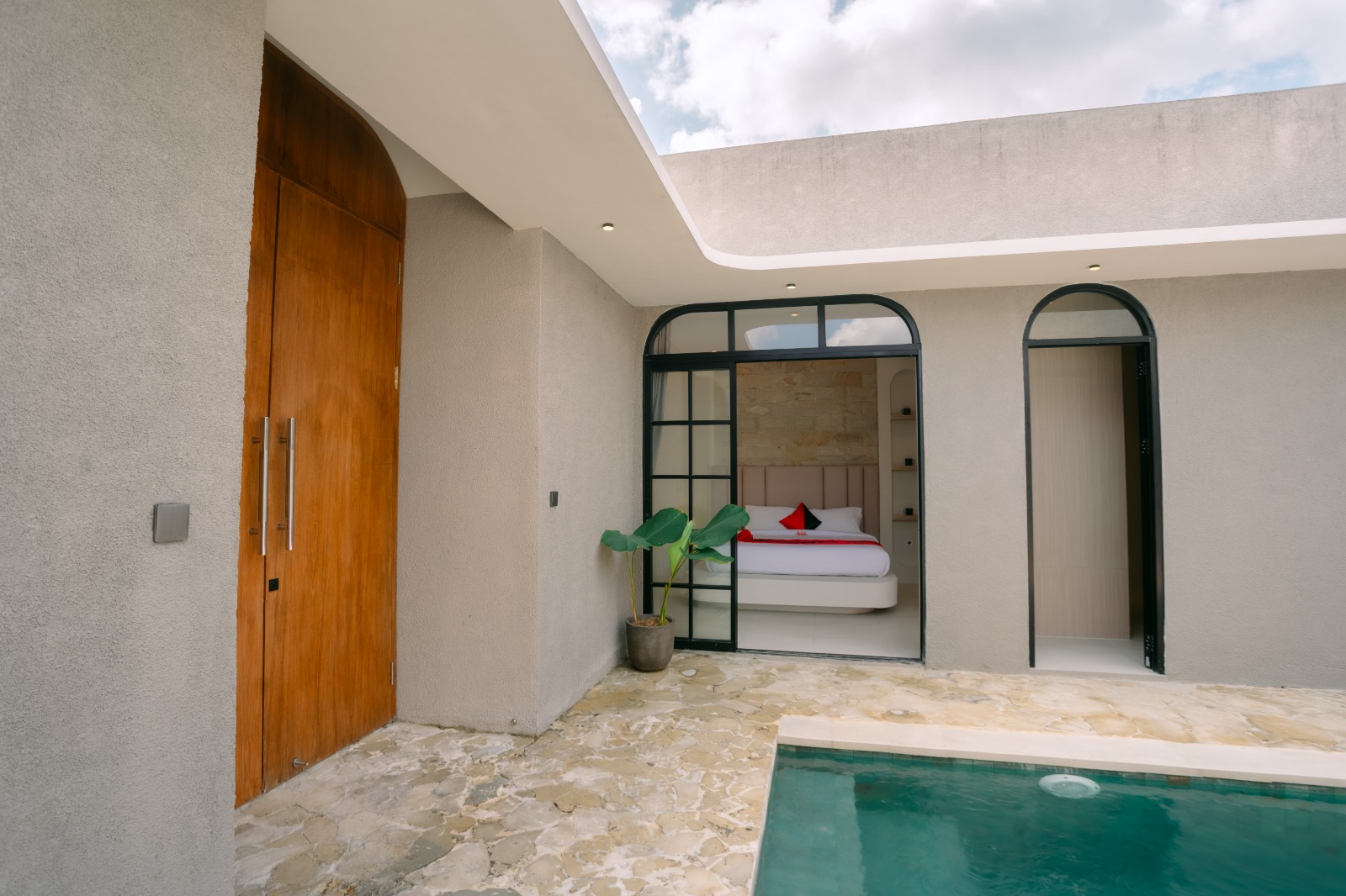 Villa 2 Bed EK-4323