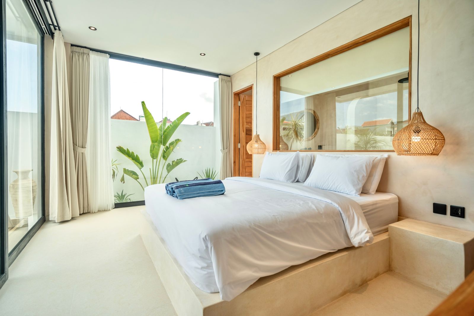 Villa 2 Bed PO-3994