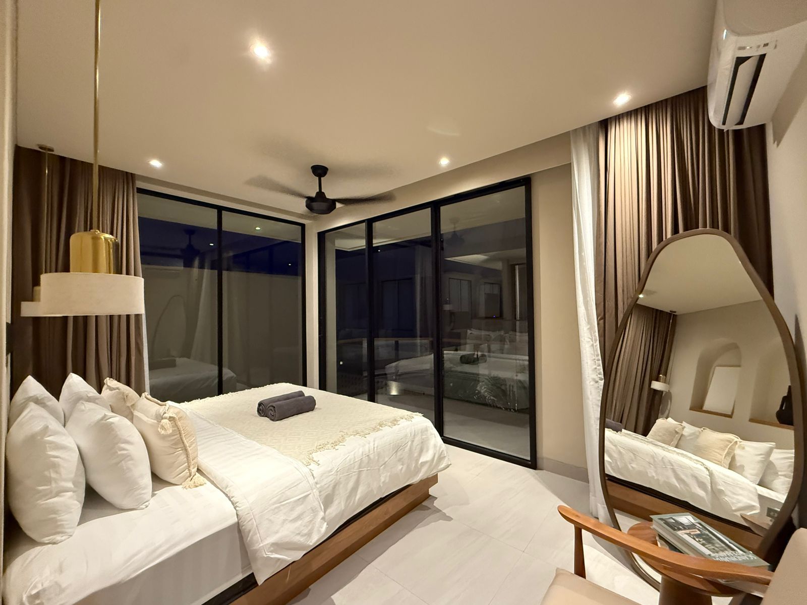 Villa 2 Bed LU-3757