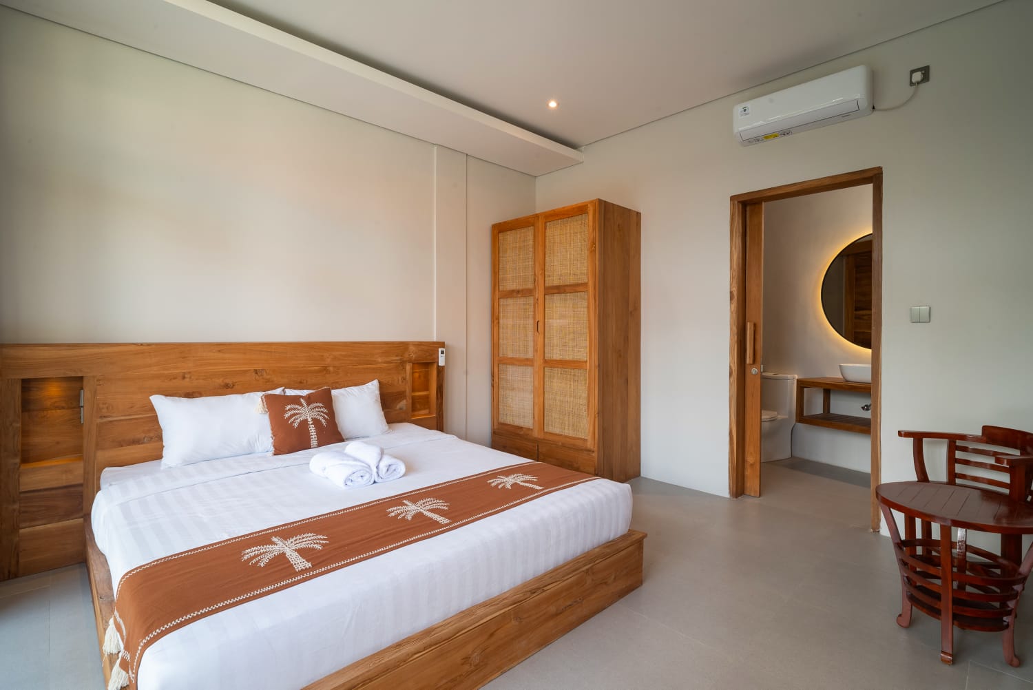 Villa 3 Bed EC-4366