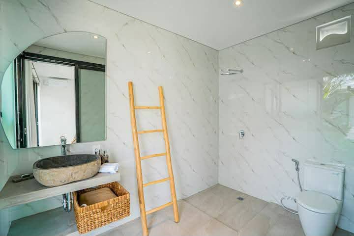 Villa 4 Bed PO-4294