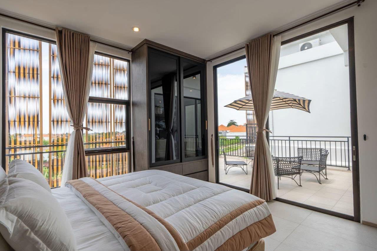 Villa 4 Bed NF-4330
