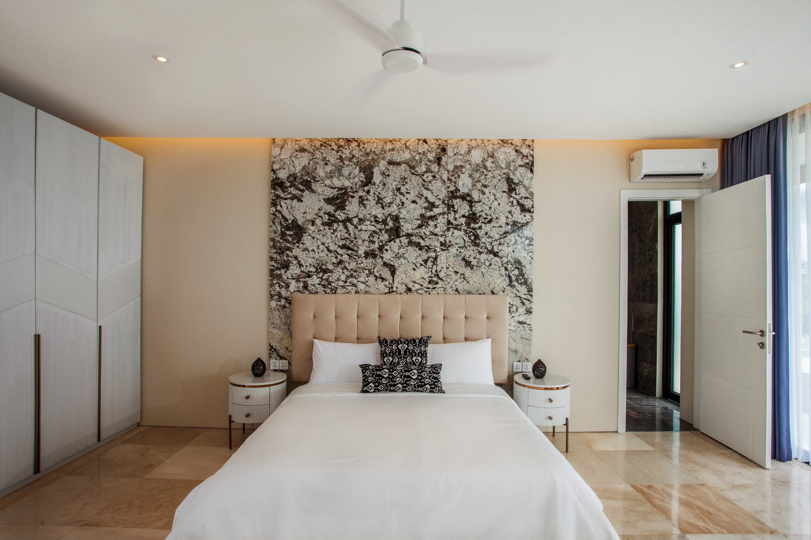 Villa 4 Bed PR-4351