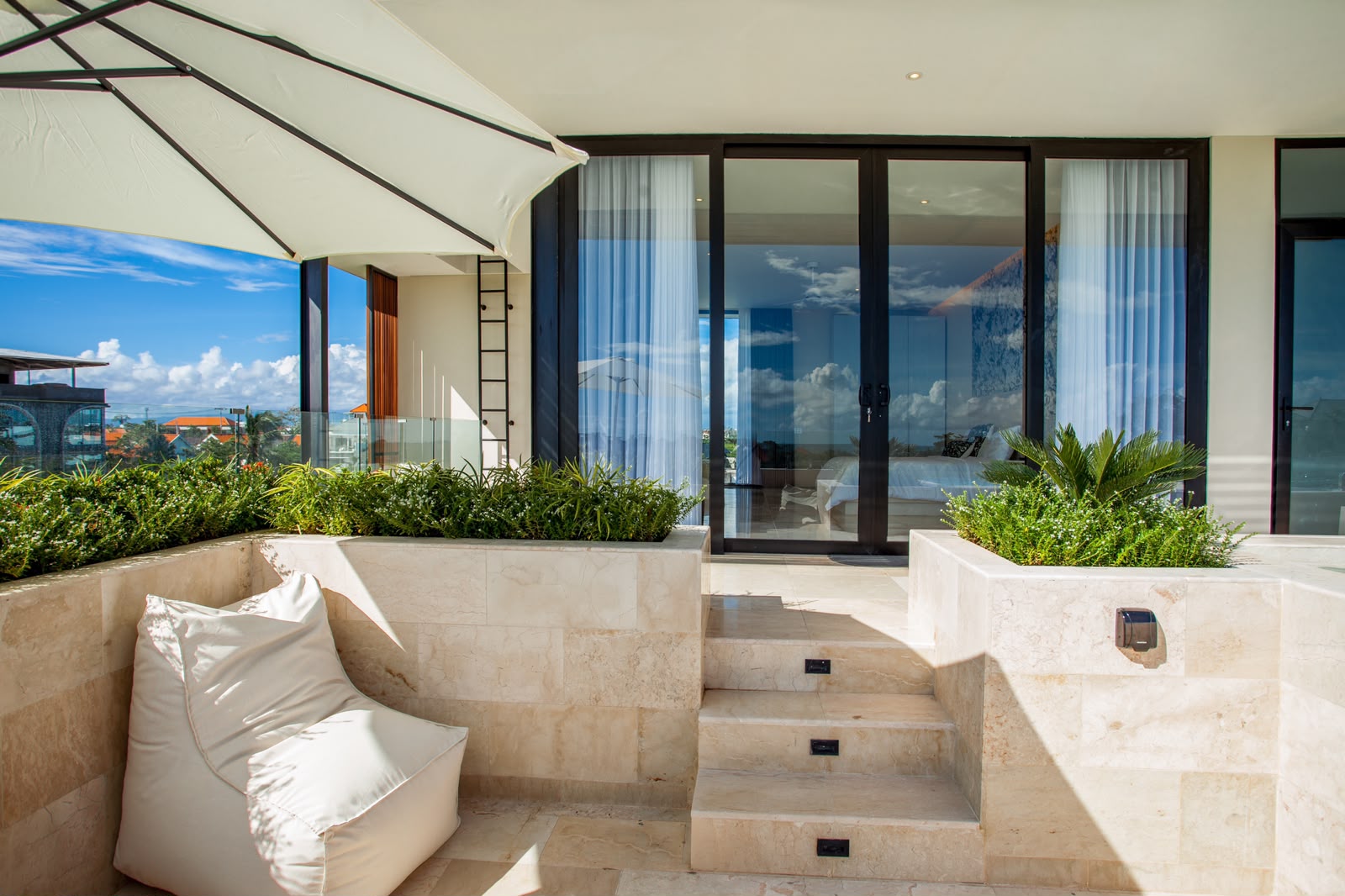 Villa 4 Bed PR-4351