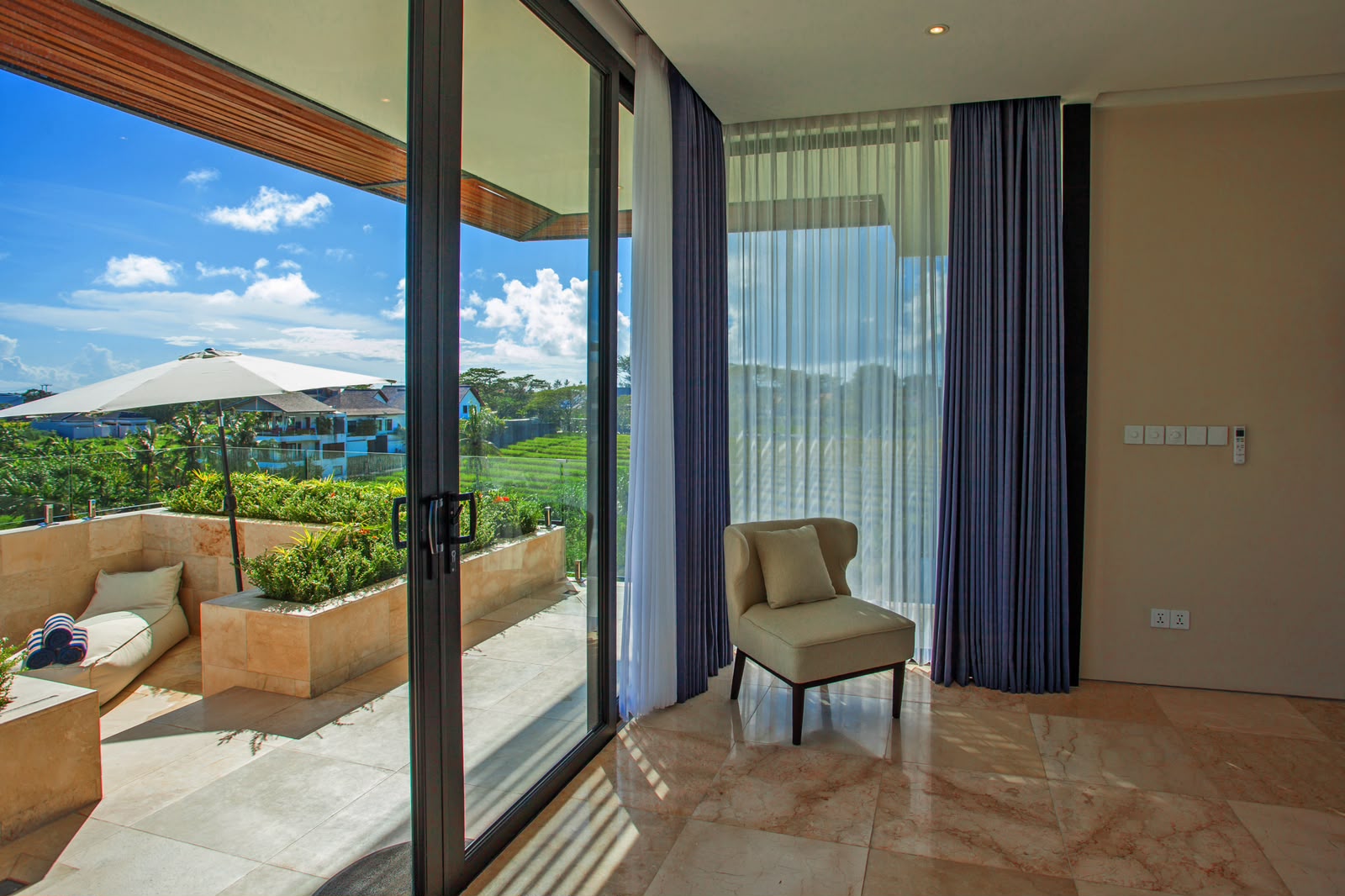 Villa 4 Bed PR-4351