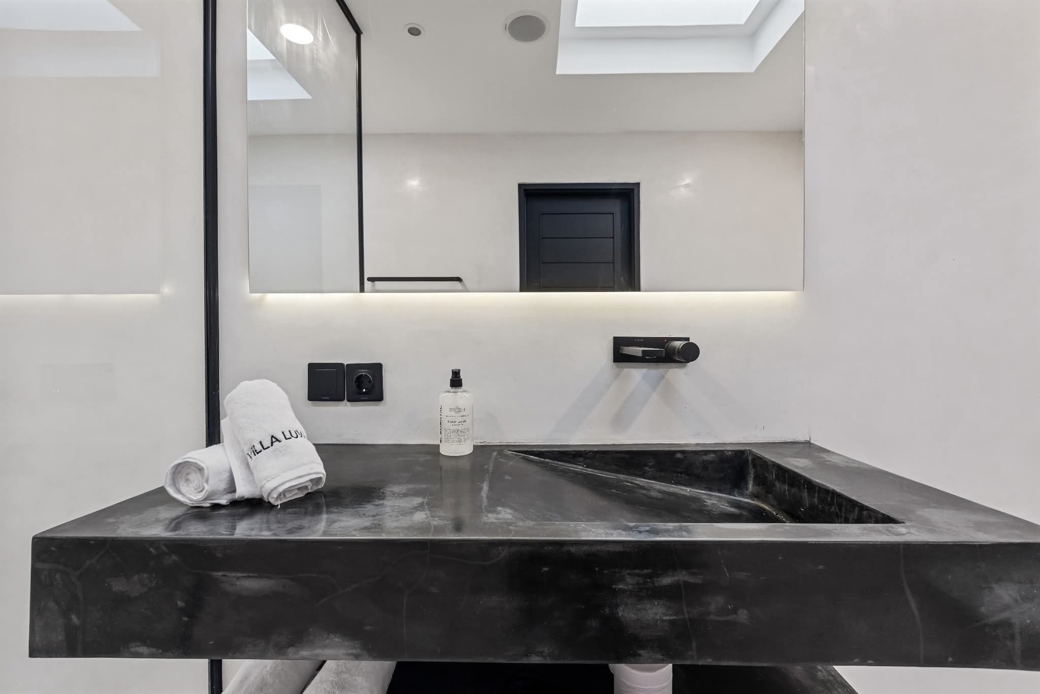 Villa 5 Bed PO-4201