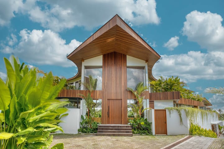 Villa 5 Bed Pererenan PO-4371