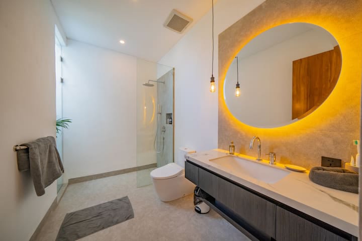 Villa 4 Bed PO-4421