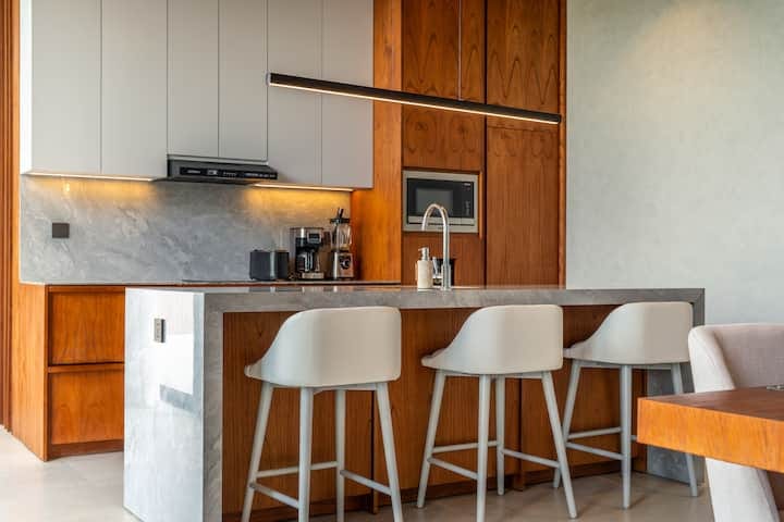 Villa 4 Bed PO-4422