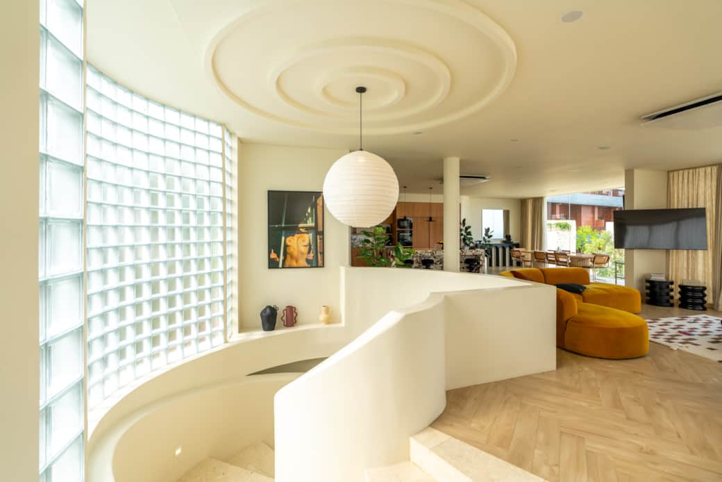 Villa 5 Bed In Uluwatu,South Kuta Bali PO-4081