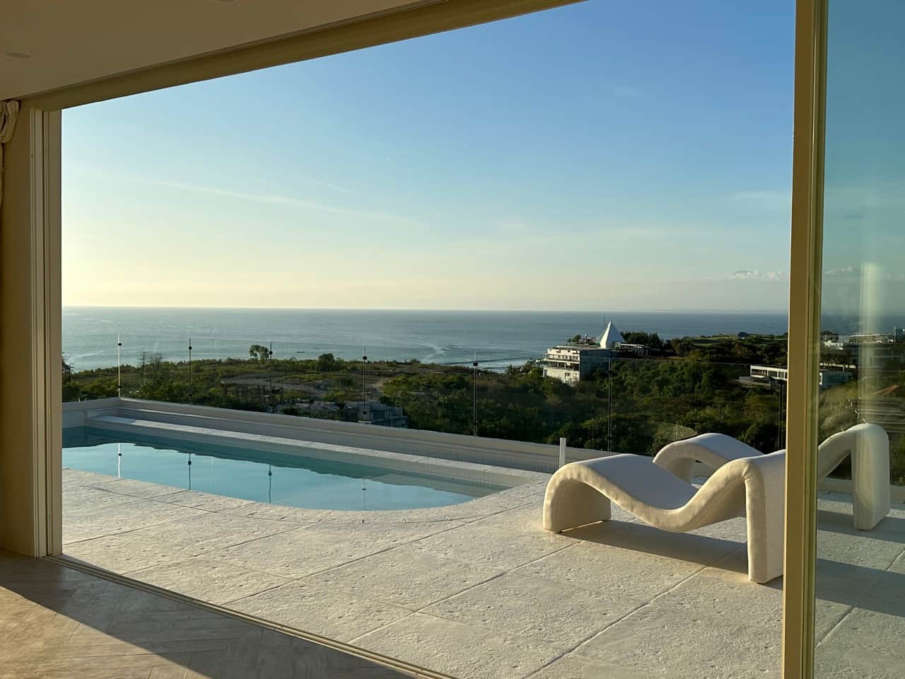 Villa 5 Bed In Uluwatu,South Kuta Bali PO-4081