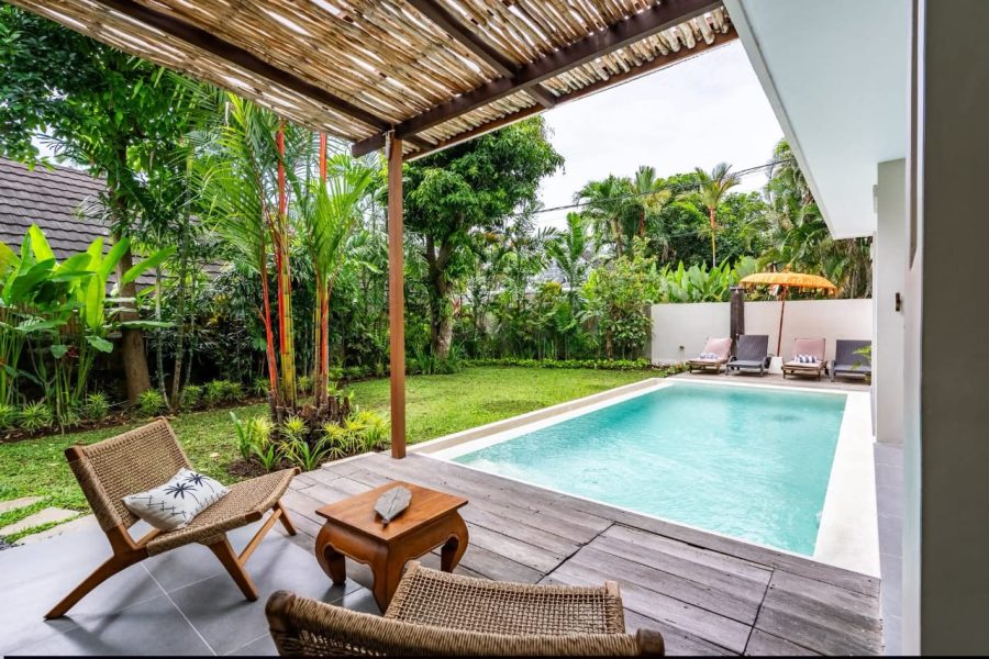 Villa 3 Bed In Batu Bolong PO-4108