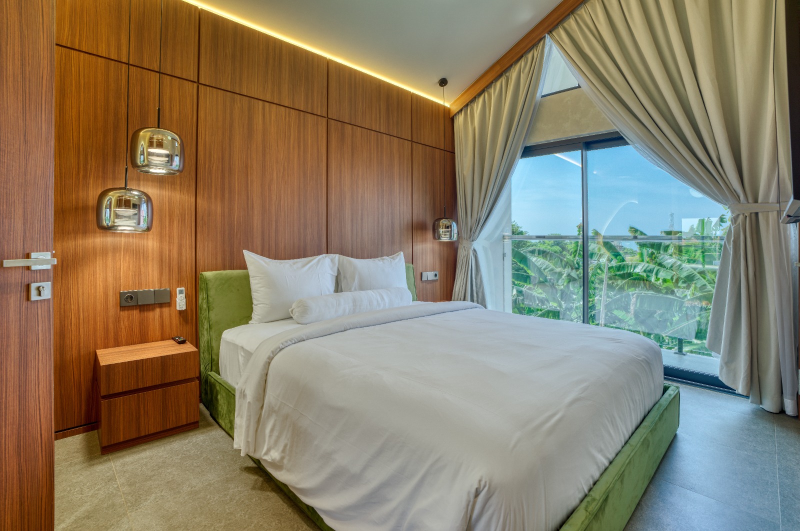 Villa 2 Bed In Melasti Beach LU-3907