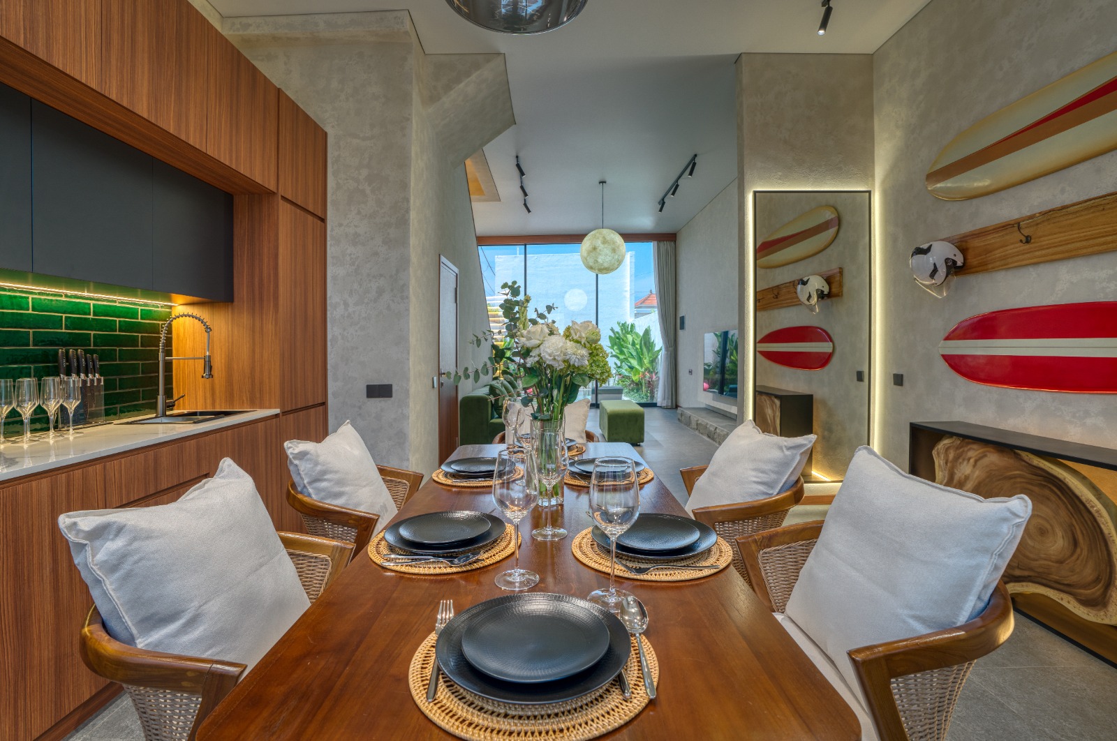 Villa 2 Bed In Melasti Beach LU-3907