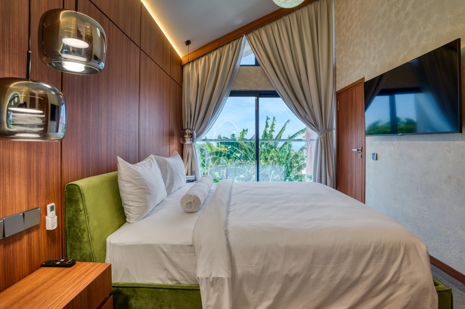 Villa 2 Bed In Melasti Beach LU-3907