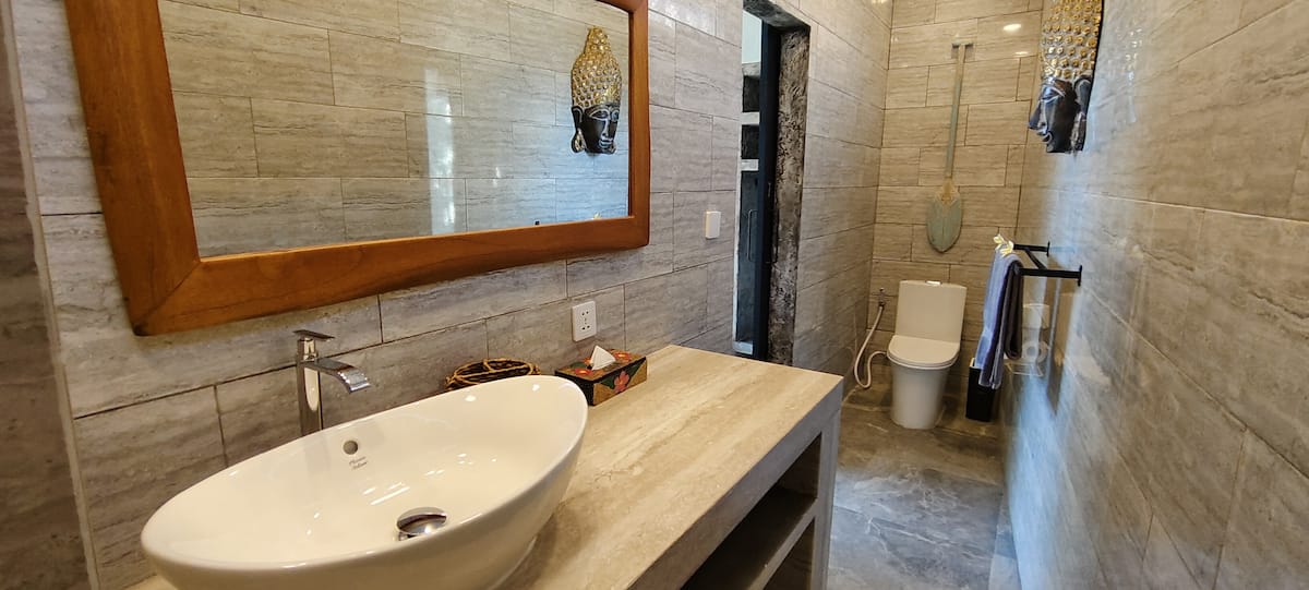 Villa 3 Bed In Umalas PO-3877