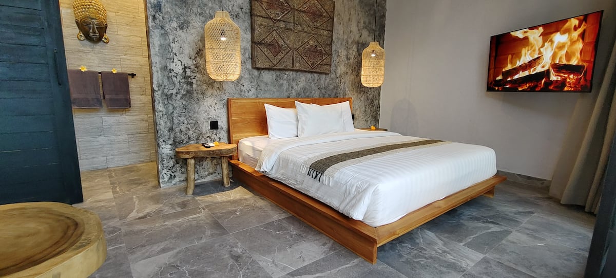 Villa 3 Bed In Umalas PO-3877