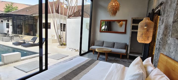 Villa 3 Bed In Umalas PO-3877