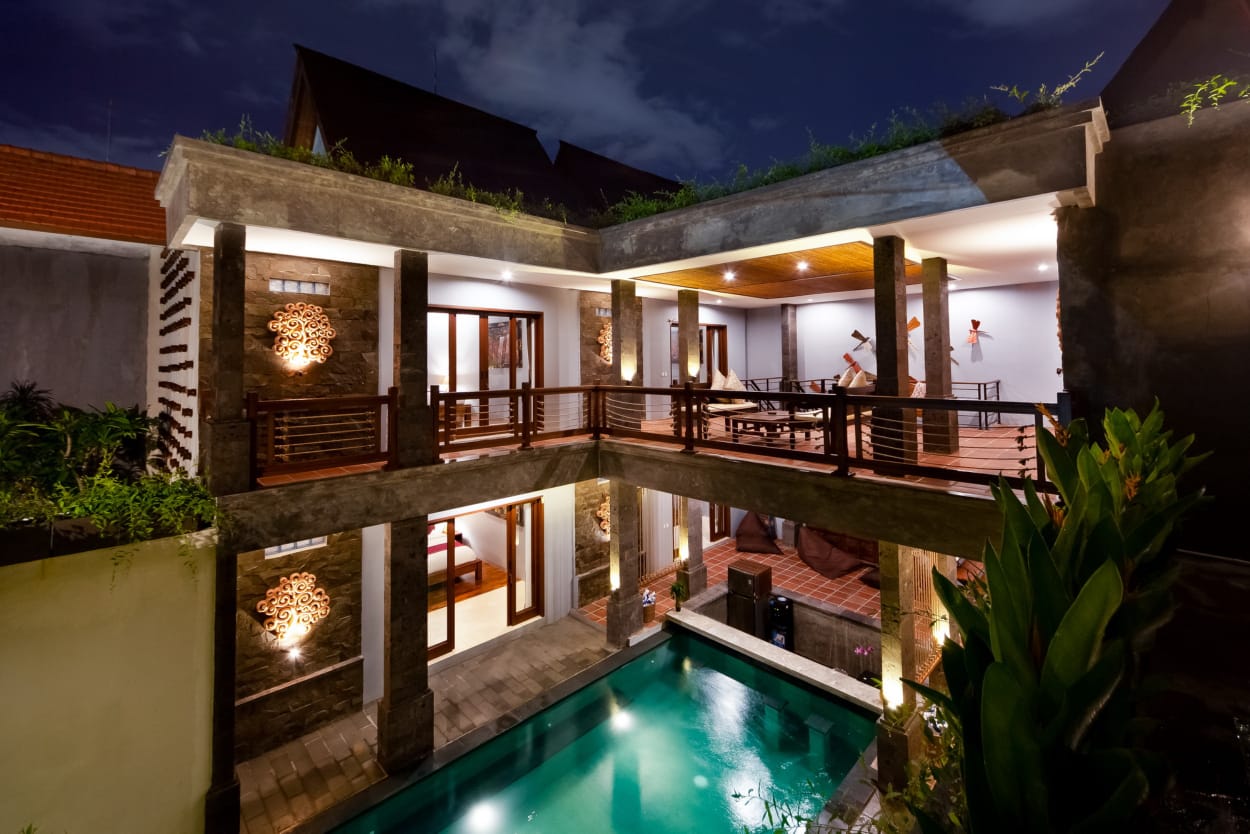 Villa 6 Bed In Seminyak PO-4402